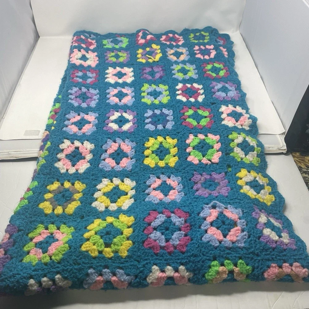 Vtg Crochet Afghan Blanket Chevron Ripple Throw 77x55 Retro Cutter Craft As Is